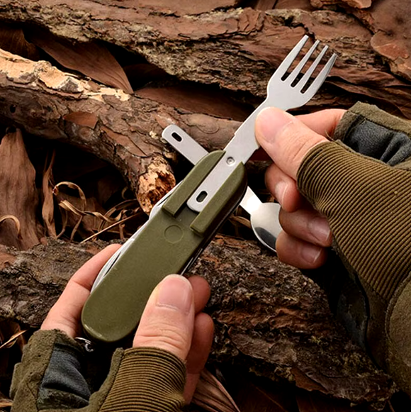 THE TRANSFORMER 7 in 1 camping utensils